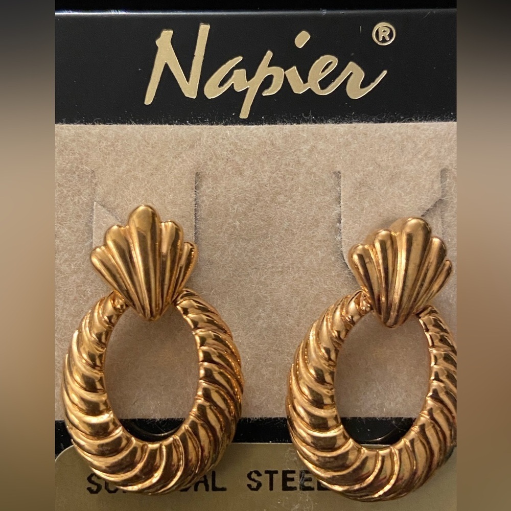 Vintage Napier door knocker oval fan drop gold plated earrings pierced
